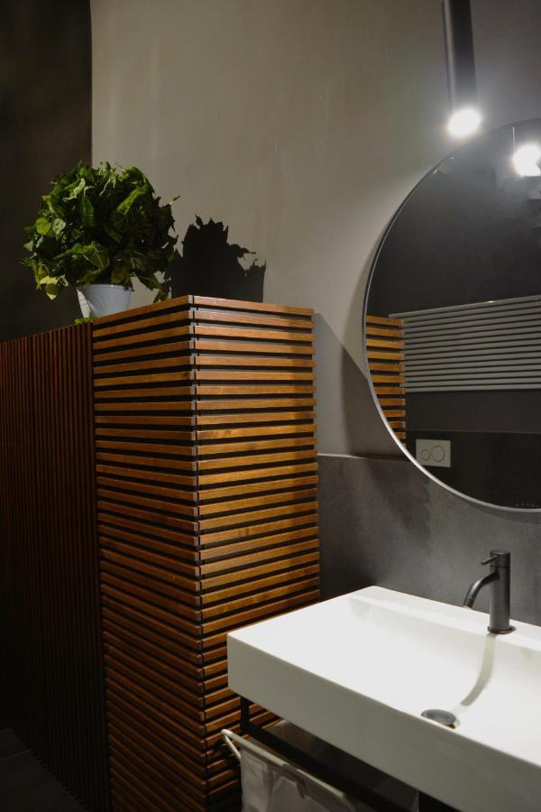 Porta Felu Apartment ซาแลร์โน ภายนอก รูปภาพ